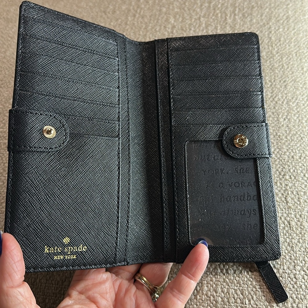 Kate Spade Emma Black & White w/ Blue Animal Patterned Wallet Storybook Lining - Picture 2 of 10